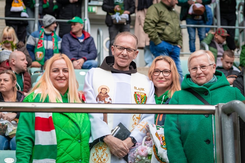 Święcenie pokarmów na Tarczyński Arena Wrocław