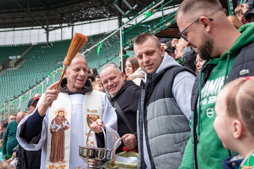 Święcenie pokarmów na Tarczyński Arena Wrocław