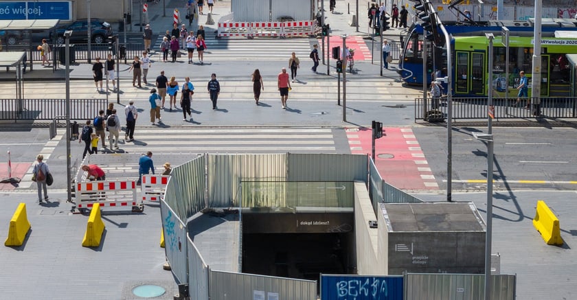 Przy remontowanym Przejściu Świdnickim, 27 lipca 2026