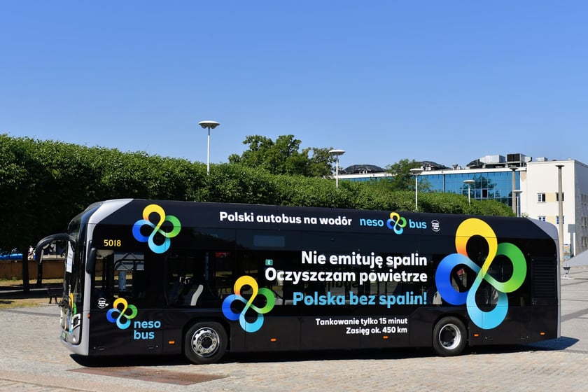 Autobus wodorowy NesoBus jest testowany przez MPK we Wrocławiu