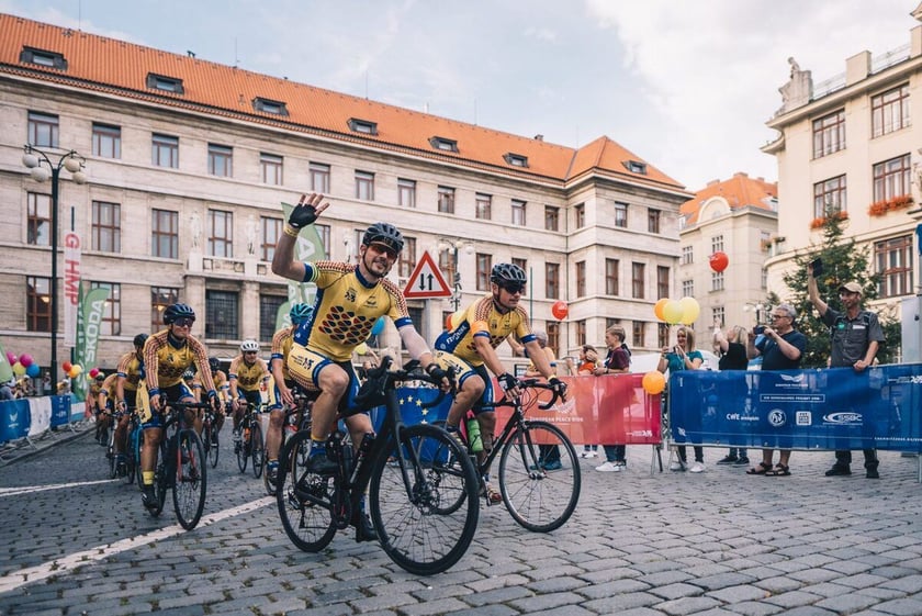 Uczestnicy przejazdu European Peace Ride w 2021 r.