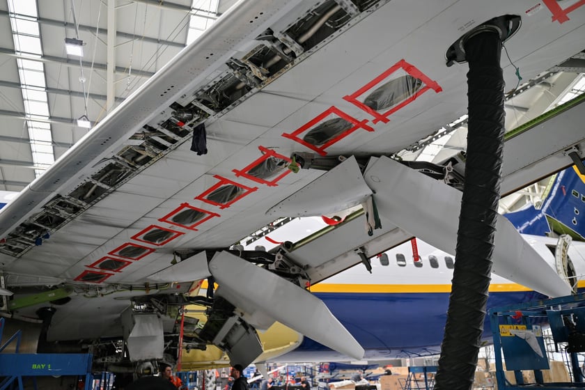 Wroclaw Aircraft Maintenance Services ? w skrócie WAMS ? czyli centrum serwisowe samolotów Ryanair we Wrocławiu.