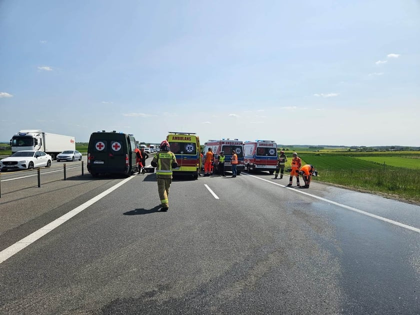 Pożar autokaru na A4