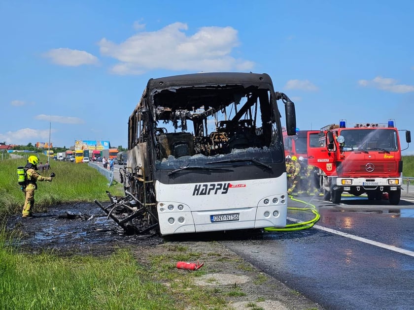 Pożar autokaru na A4