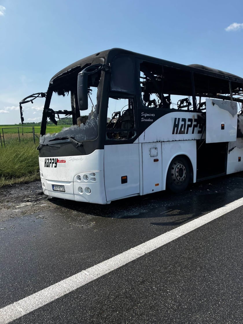 Pożar autokaru na A4