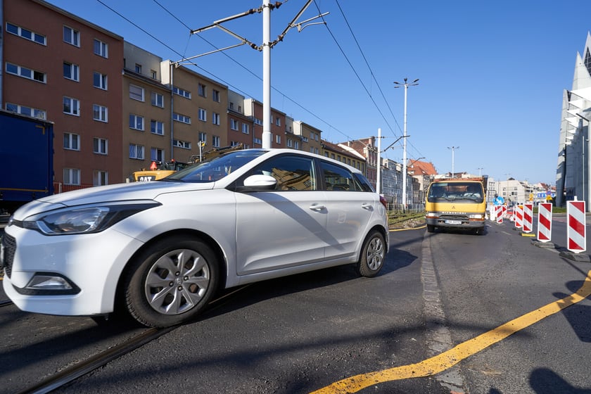 Ulica Kazimierza Wielkiego rano w pierwszy dzień roboczy remontu&nbsp;&nbsp;