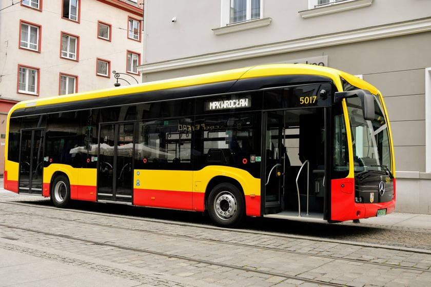 Mercedses-Benz eCitaro w barwach MPK Wrocław prezentowany był w czerwcu minionego roku.