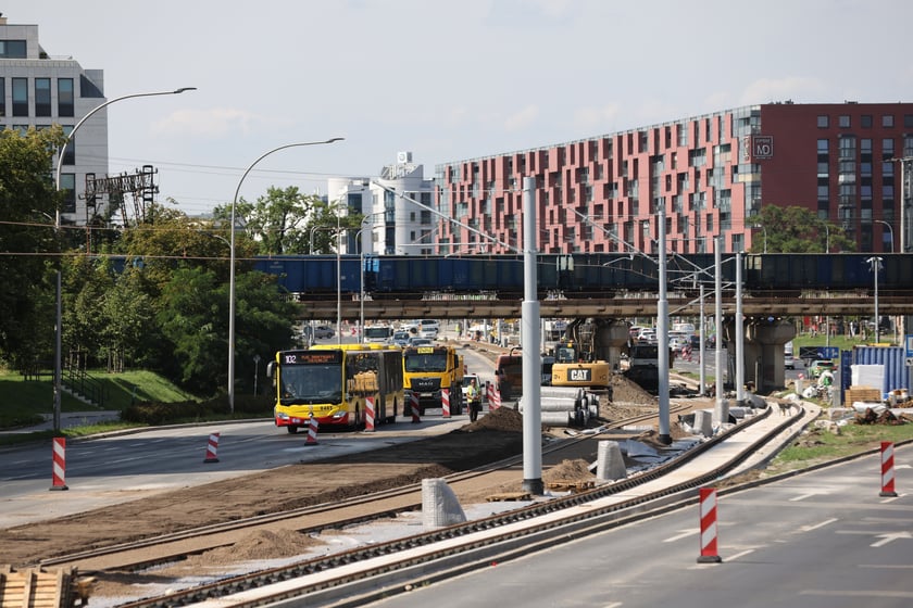 Remont torowiska przy ul. Legnickiej we Wrocławiu, postęp prac