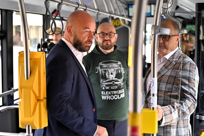 Prezentacja pierwszego elektrycznego autobusu zakupionego przez MPK Wrocław.