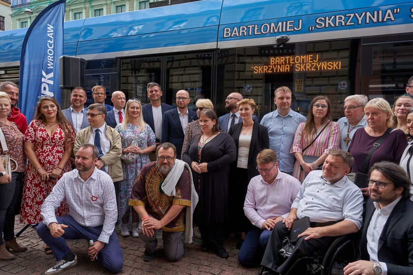 Uroczystość nadania tramwajowi im. Bartłomieja Skrzyńskiego.