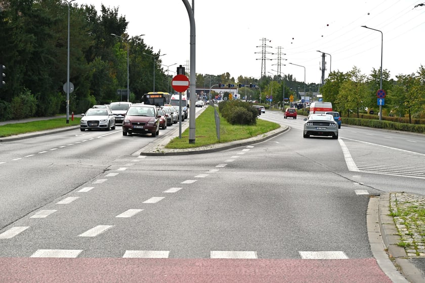 Ulica Borowska. Tędy będzie jeździł tramwaj.