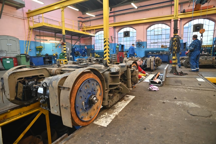 Zajezdnia Tramwajowa Gaj przy skrzyżowaniu ulic Ślężnej i Kamiennej.