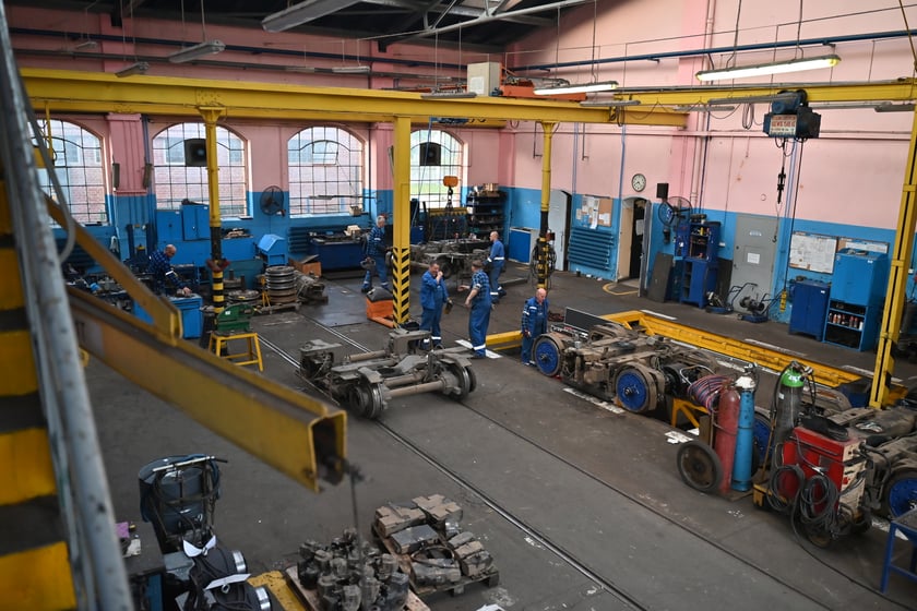 Zajezdnia Tramwajowa Gaj przy skrzyżowaniu ulic Ślężnej i Kamiennej.