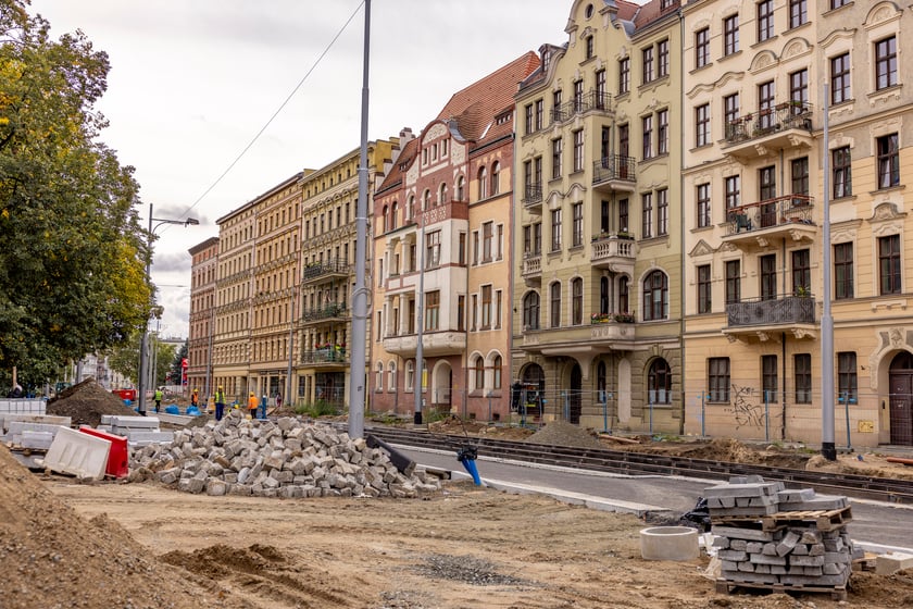 Remont ulicy Pomorskiej i zachodniej części placu Staszica.