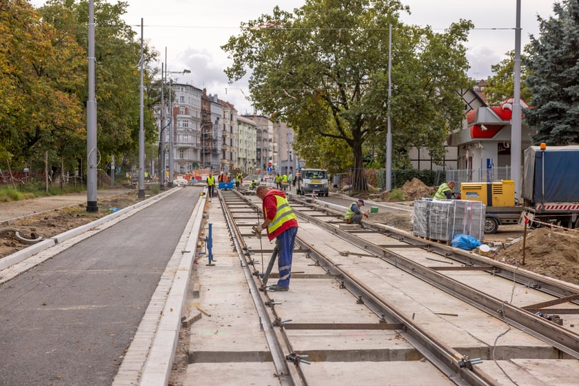 Remont ulicy Pomorskiej i zachodniej części placu Staszica.