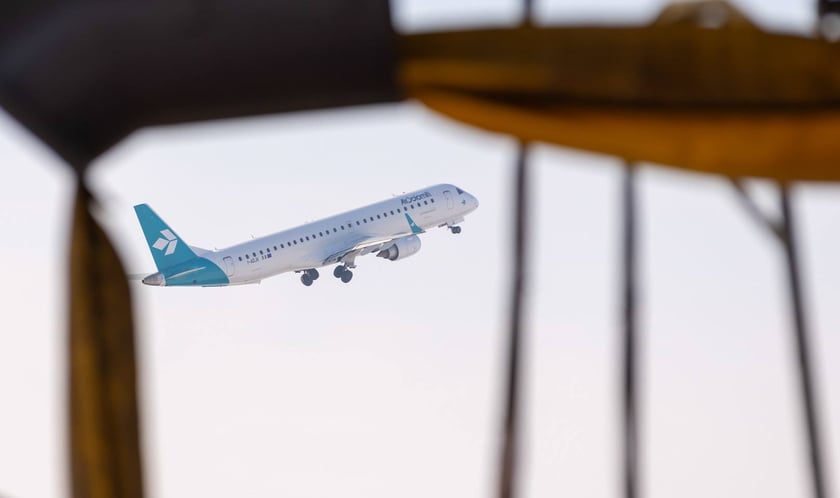 Lotnisko Wrocław przyloty i odloty, parkingi. Zdjęcia z lotniska