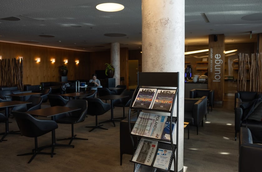 Lotnisko Wrocław przyloty i odloty, parkingi. Zdjęcia z lotniska