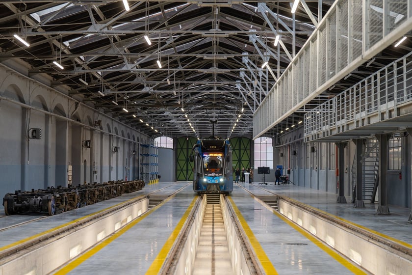 Świeżo wyremontowana hala w zajezdni Gaj.