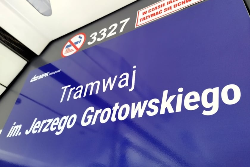 Tramwaj im. Jerzego Grotowskiego.