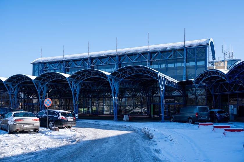 Stary port lotniczy na Strachowicach, rok 2024