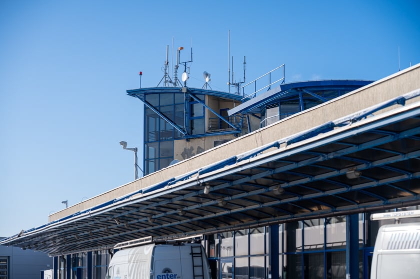 Stary port lotniczy na Strachowicach, rok 2024