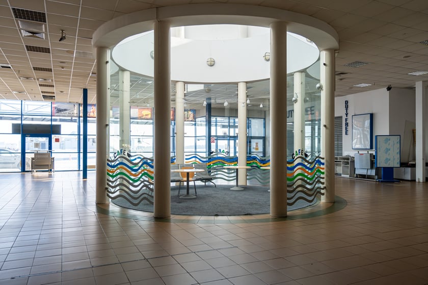 Stary port lotniczy na Strachowicach, rok 2024