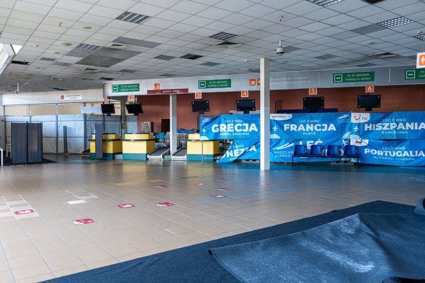 Stary port lotniczy na Strachowicach, rok 2024