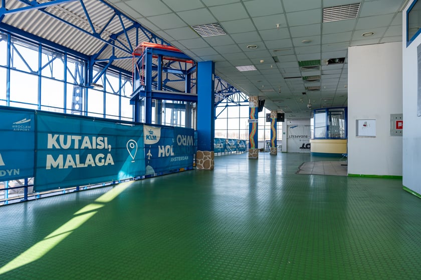 Stary port lotniczy na Strachowicach, rok 2024