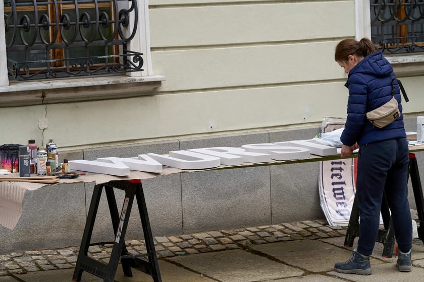 Plan zdjęciowy Disneya na Ostrowie Tumskim, wiosna 2024