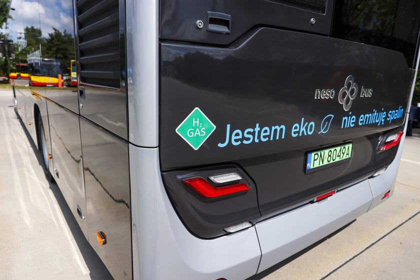 Wrocławskie MPK do 5 sierpnia testuje wodorowy autobus marki Nesobus.