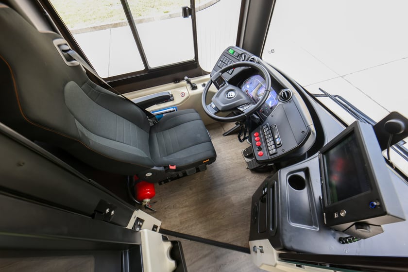 Wrocławskie MPK do 5 sierpnia testuje wodorowy autobus marki Nesobus.