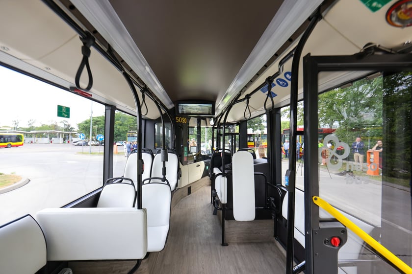 Wrocławskie MPK do 5 sierpnia testuje wodorowy autobus marki Nesobus.