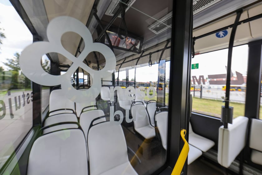 Wrocławskie MPK do 5 sierpnia testuje wodorowy autobus marki Nesobus.