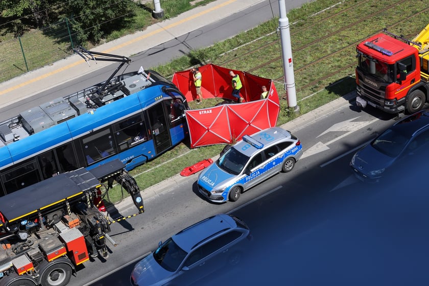 Ulica Popowicka - miejsce tragicznego wypadku, w którym pod kołami tramwaju zginął rowerzysta