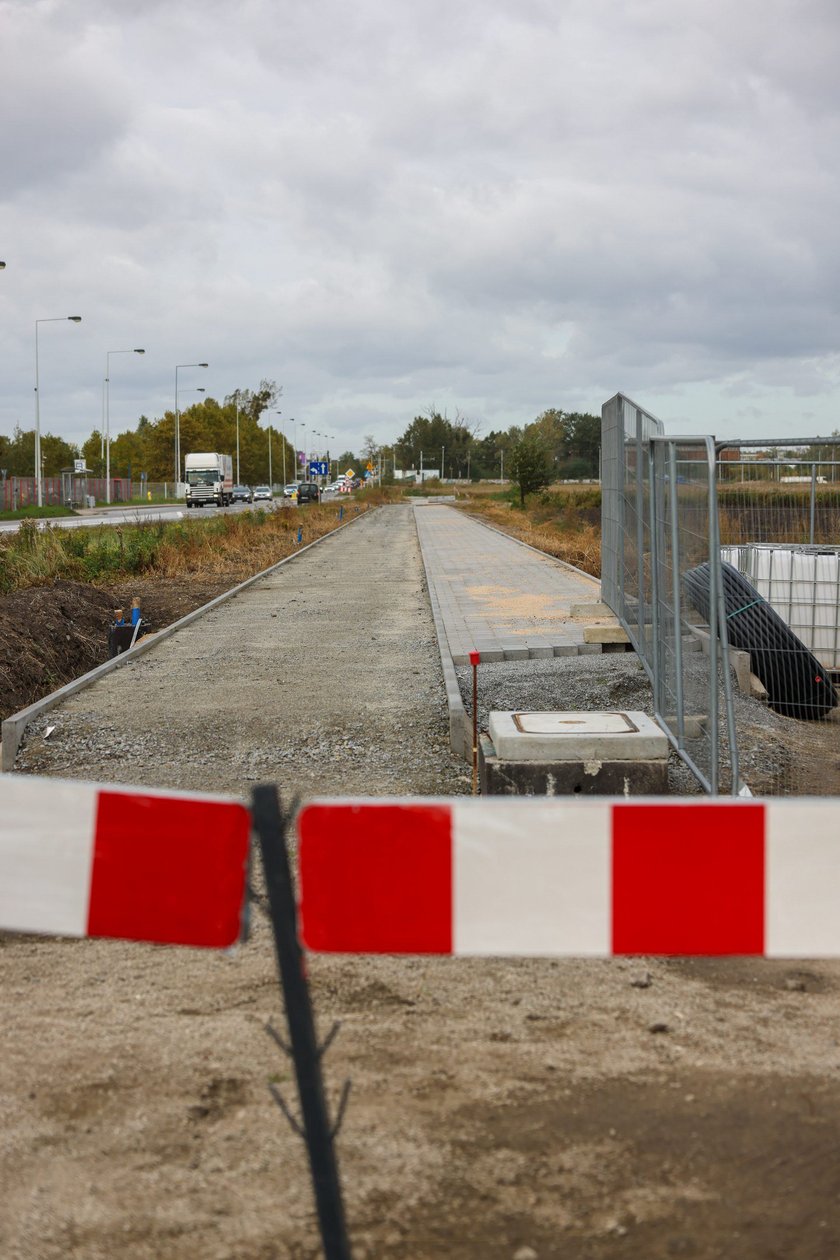 Droga rowerowa na Awicenny - budowa została chwilowo wstrzymana