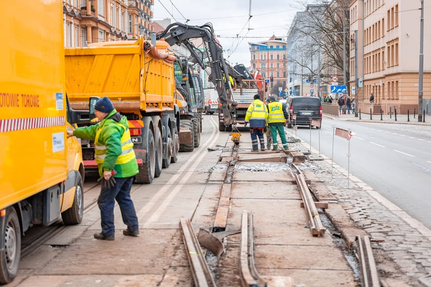 Remont torowiska na ul. Kołłątaja we Wrocławiu, 01.02.2025