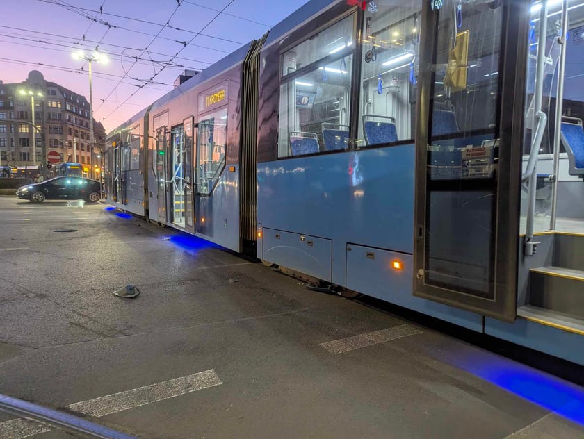 Zderzenie dwóch tramwajów na placu Dominikańskim we Wrocławiu