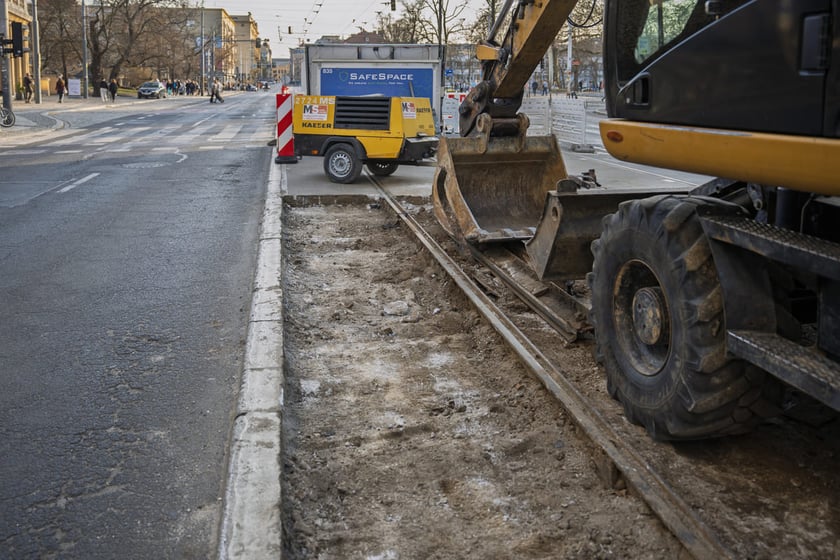 Remont torowiska na Piotra Skargi od 8 marca do drugiej połowy maja 2025.