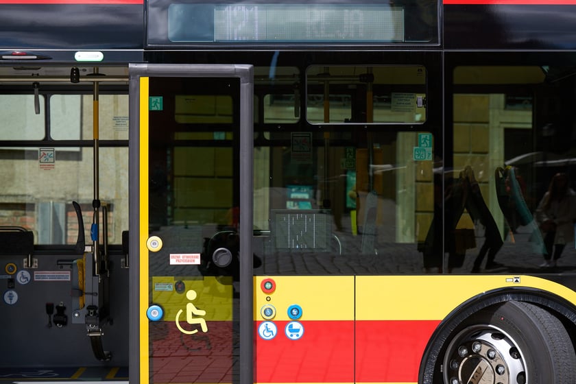 Autobus SOR NS 18 zadebiutował we Wrocławiu