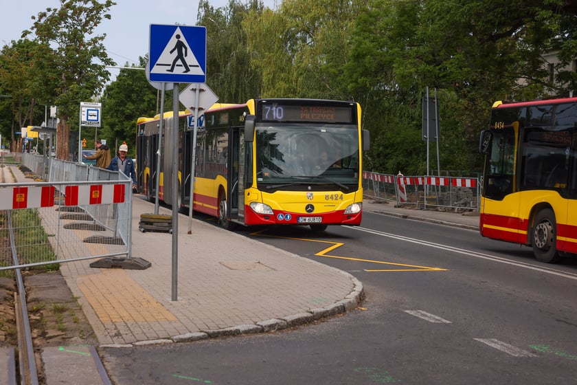 Remont torowiska na Kosmonautów rozpocżął się w sobotę 31 maja. Tramwaje na Leśnicę nie pojadą przez trzy miesiące