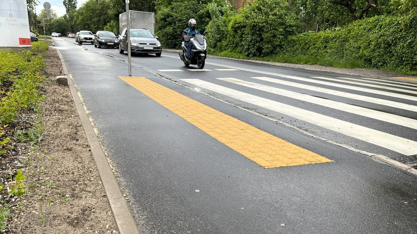 Nowy chodnik na ulicy Mościckiego&nbsp;