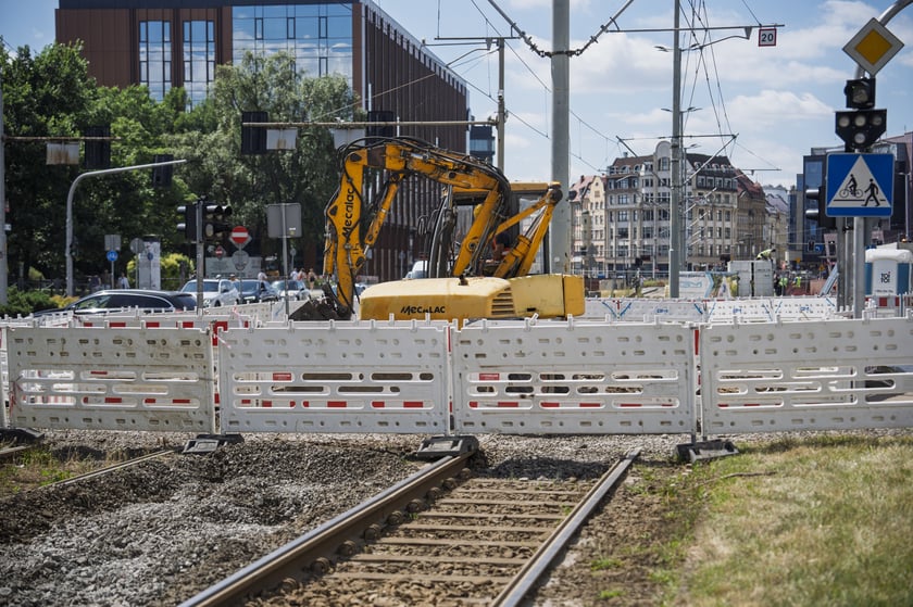 Remont torów na Oławskiej