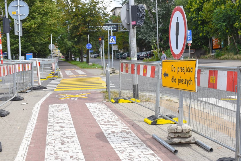 Remont tor&oacute;w na skrzyżowaniu ulic Powstańc&oacute;w Śląskich z Jastrzębią, 26.07.2025