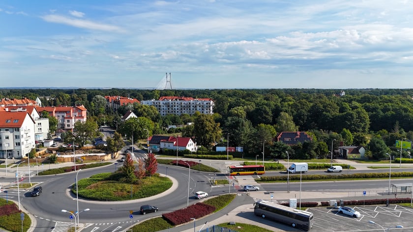 Widok na działkę Develii i okolice - rondo Bartoszewskiego i ulicę Pilczycką