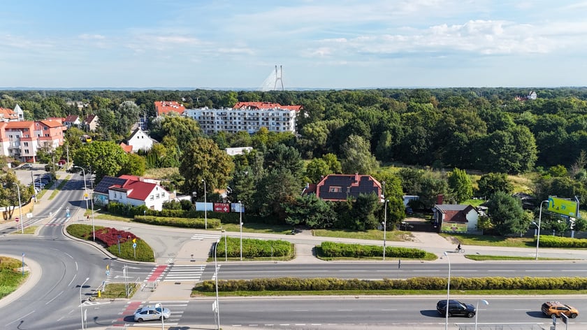 Widok na działkę Develii i okolice - rondo Bartoszewskiego i ulicę Pilczycką