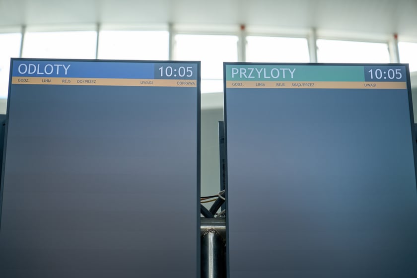 Wrocławskie lotnisko zamknięte do 4 grudnia 2025. Pusty terminal. Wrocław, 26.10.2025