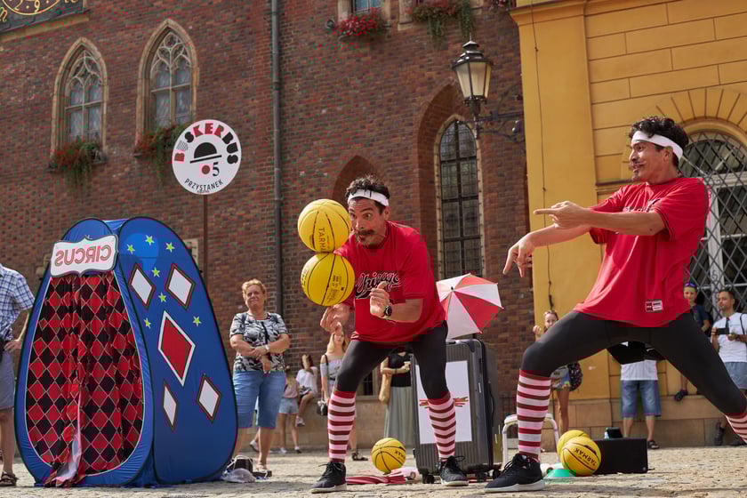 BuskerBus 2022 Wrocław Rynek