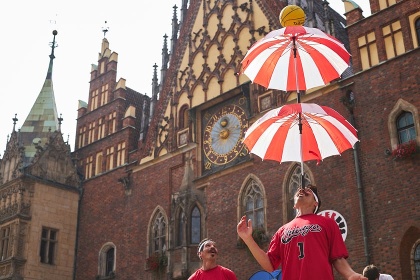 BuskerBus 2022 Wrocław Rynek