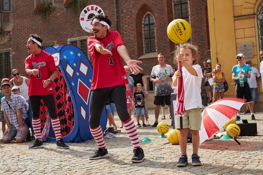 BuskerBus 2022 Wrocław Rynek