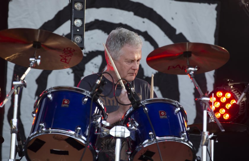 W Zajezdni przy ul. Grabiszyńskiej zagrały prawdziwe legendy punk rocka: LENIWIEC, KSU, DEZERTER. Gwiazdą wieczoru był THE EXPLOITED.